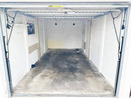 Garage Innenansicht - 