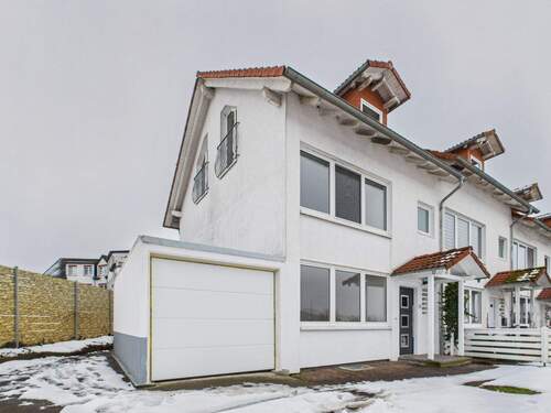 Garage - 5 Zimmer Reihenendhaus zum Kaufen in Staufenberg