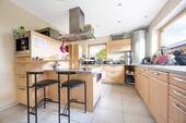 Küche mit Theke - 
