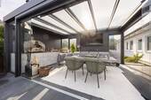 Verglaster Grillbereich mit Pizzaofen - 