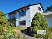 Außenansicht.jpg - Großzügiges Wohnhaus mit Einliegerwohnung - Platz für die ganze Familie!