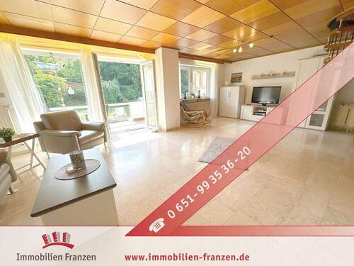 Titelbild - Weitläufiges, einzugsbereites Familienidyll mit Traumgarten und Bachlauf - 3 Balkone, Garage, Ausbaureserve & 3 Bädern!