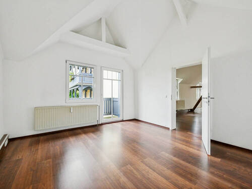 Büroraum 6 b - Dresden, Weißer Hirsch: Repräsentatives Gewerbehäuschen mit 6 Zimmern & Altbaufeeling auf 2 Etagen!