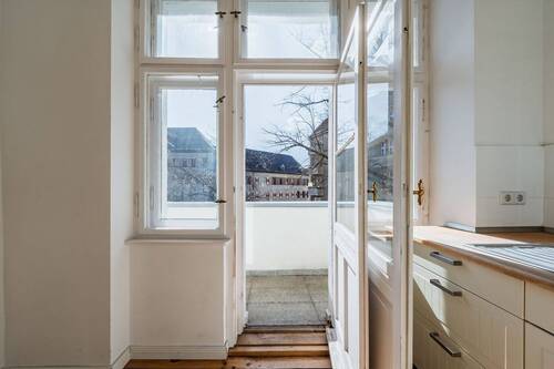 Musterfoto_Balkon - Etagenwohnung mit 58,80 m&sup2; in Berlin zum Kaufen