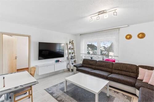 Wohnzimmer - Raumwunder in ruhiger Lage - Ihr neues Zuhause in Bibertal