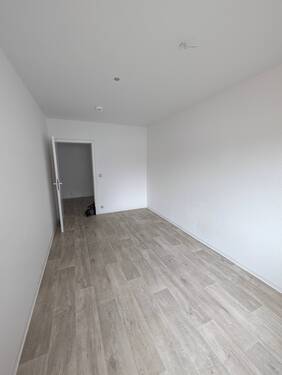 PXL_20240208_130048991.jpg - 