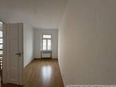 Zimmer - Helle 4 - Zimmer-Balkon-Wohnung in Histor - 