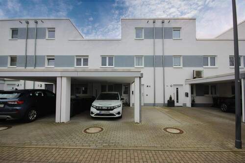 Hausansicht - *Wieder verfügbar* Neuwertiges Reihenmittelhaus in Stukenbrock