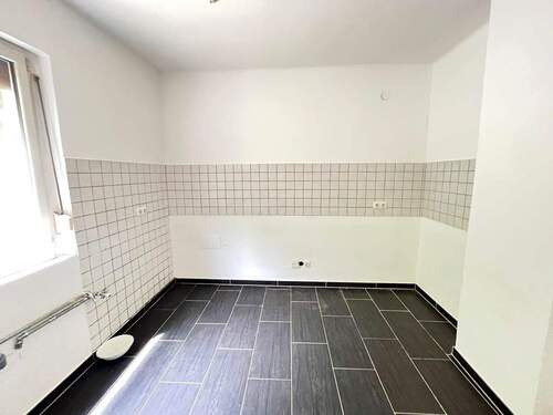 EG: Küche - Mehrfamilienhaus, Wohnhaus mit 120,00 m&sup2; in Trier zum Kaufen