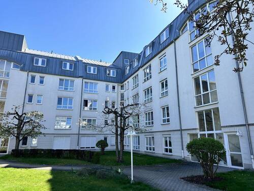Außenanlage - Etagenwohnung mit 54,00 m&sup2; in Zwickau zum Kaufen