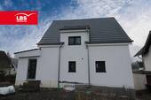Außenansicht - Einfamilienhaus in Betzdorf - 395.000,00&nbsp;EUR Kaufpreis, ca.&nbsp; 165,60&nbsp;m&sup2;&nbsp;Wohnfl&auml;che