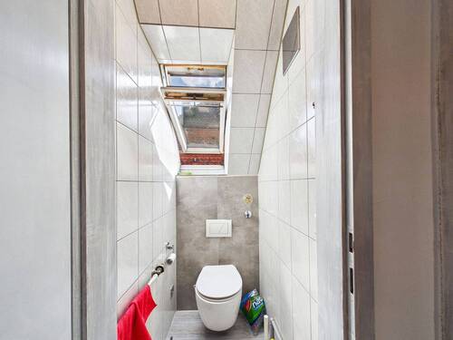DG WC - 