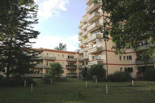 Objektansicht mit Hof - Etagenwohnung mit 71,80 m² in Berlin zum Kaufen