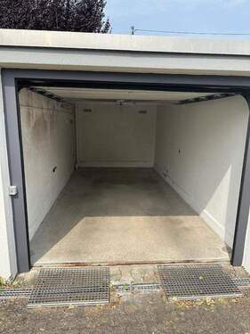 Garage - 