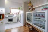 Küche 1 - Etagenwohnung mit 107,00 m² in Augsburg zum Kaufen