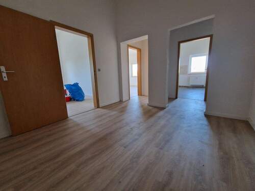 Eibau 2.OG Flur - Etagenwohnung mit 72,40 m² in Eibau zur Miete