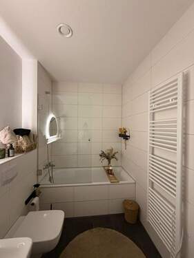 Modernes Badezimmer - 