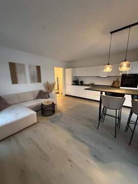 Wohnbereich Küche - Hochwertige 2-Zimmer Wohnung mitten in Singen mit Blick auf den Hohentwiel