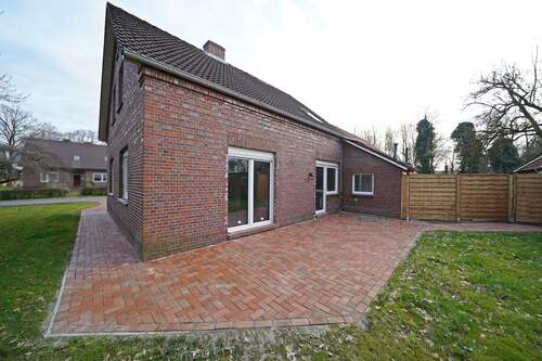 große Terrasse - Einfamilienhaus mit 118,00 m&sup2; in Hesel zur Miete