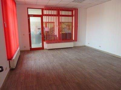 09098-1.jpg - - Büro- oder Ladenraum - - 260,00&nbsp;EUR Kaltmiete, ca.&nbsp; 44,00&nbsp;m&sup2;&nbsp;Wohnfl&auml;che