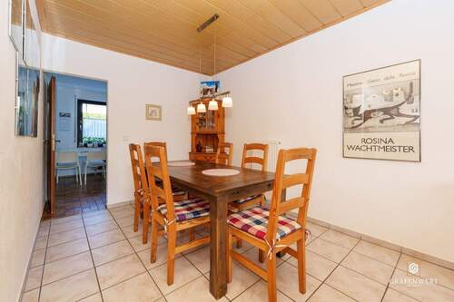 Essbereich - Mehrfamilienhaus, Wohnhaus mit 150,00 m&sup2; in Krefeld / Fischeln zum Kaufen