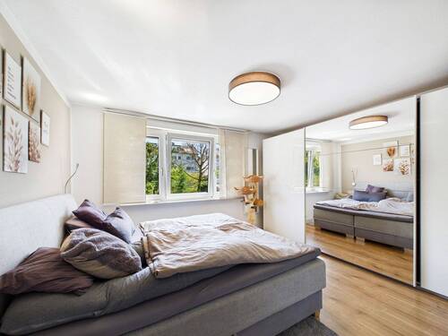 OG: Schlafzimmer - 