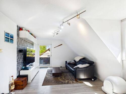 DG: Wohnzimmer - 