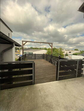 Balkon Gewerbeeinheit OG - 