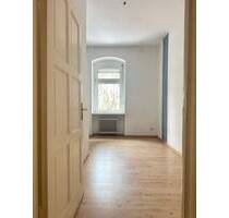 Bezugsfrei & mit großem Garten: helle 2-Zi.-Wohnung im EG in einem schönen Altbau in Reinickendorf! - Berlin