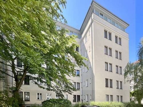 Hofansicht - 3 Zimmer Etagenwohnung zum Kaufen in Berlin
