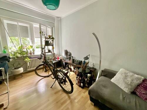 Wohnzimmer - Etagenwohnung mit 59,20 m² in Berlin zum Kaufen