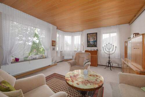 Wohnzimmer EG - Mehrfamilienhaus, Wohnhaus mit 183,20 m&sup2; in Mühlacker zum Kaufen