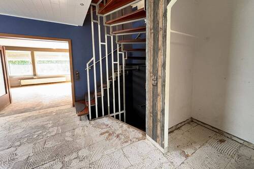 Diele mit Gaderobennische - 