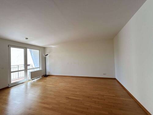 Wohnbereich - 3 Zimmer Etagenwohnung zum Kaufen in Berlin