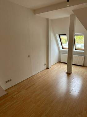 Zimmer 1 - 2 Zimmer Etagenwohnung zum Kaufen in Berlin