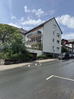 Ansicht von der Strassenseite - 