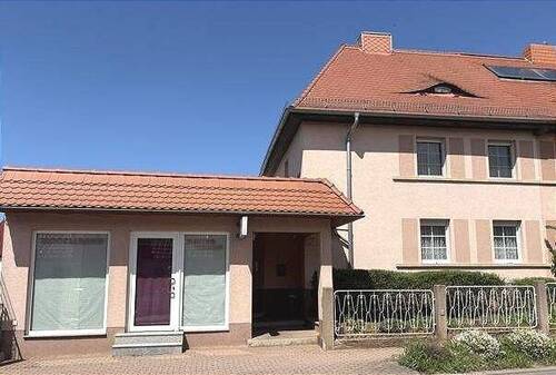 Außenansicht - 6 Zimmer Einfamilienhaus zum Kaufen in Artern/Unstrut