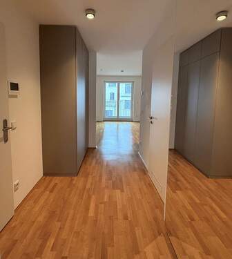 Flur - Etagenwohnung mit 62,00 m² in München zum Kaufen
