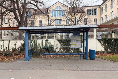 Bushaltestelle - 