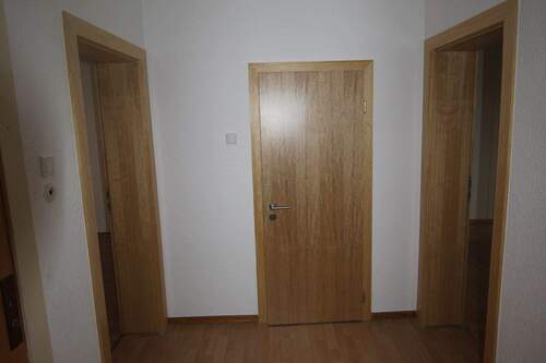 Diele - 4 Zimmer Etagenwohnung in Duisburg