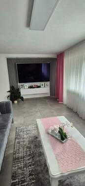 Bild 2 - 4 Zimmer Etagenwohnung zum Kaufen in Wernau (Neckar)