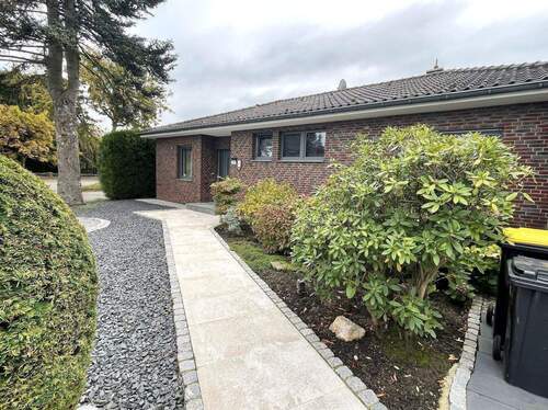 Hauszugang - Bungalow mit 268,00 m&sup2; in Mönchengladbach zum Kaufen