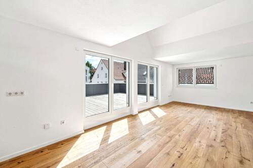 Wohnzimmer - Tolle Penthouse Wohnung in zentraler Lage mit Dachterrasse und Aufzug