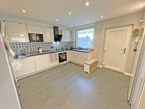 Küche mit Eingang - 