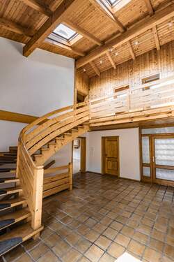 Großzügiges Entreé. - 4 Zimmer Einfamilienhaus in Samerberg