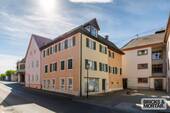 Hausansicht Haupteingang vorne - Charmantes Mehrfamilien Haus im Herzen von Kenzingen