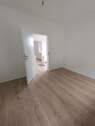 Wohnung, rechts - 