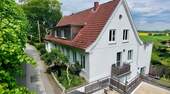 Außenansicht - Freistehendes Mehrfamilienhaus mit Elbblick und hohem Ertragspotenzial in Hamburg-Spadenland