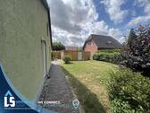 Seitenansicht aus dem Garten - Bungalow mit 102,00 m² in Halberstadt zum Kaufen