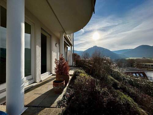 Teilüberdachte Terrasse - 